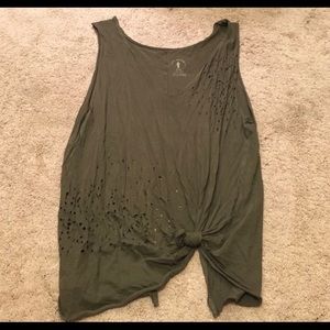 Distressed buckle tank!